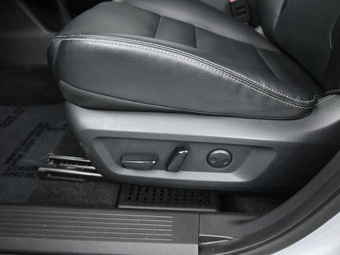 Used 2022 Nissan Rogue SL FWD image 10