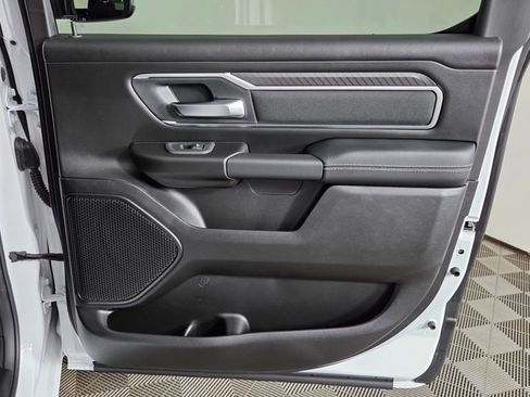 New 2026 RAM 1500 4x4 Crew Cab image 29