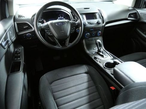 Certified 2017 Ford Edge SE AWD/4WD image 4