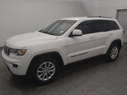 Used 2022 Jeep Grand Cherokee Laredo E RWD image 2