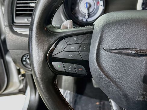 Used 2020 Chrysler 300 S RWD image 14