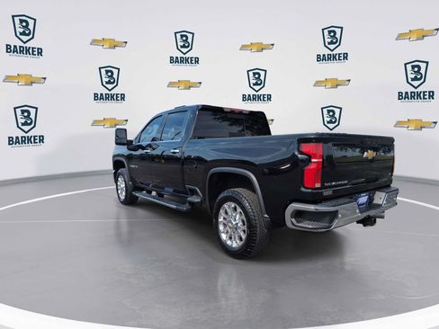 Used 2025 Chevrolet Silverado 2500 LTZ w/ LTZ Premium Package AWD/4WD image 6