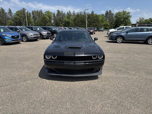 Used 2015 Dodge Challenger R/T Plus RWD image 7