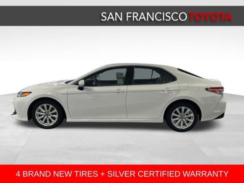 Certified 2018 Toyota Camry LE image 2