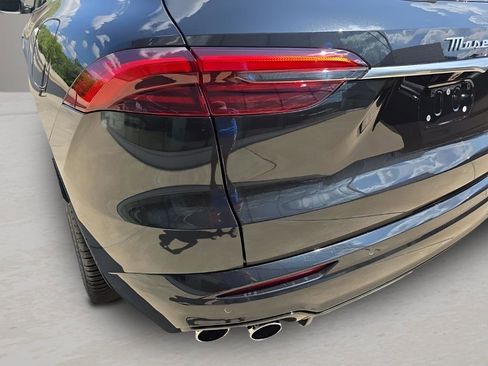 New 2025 Maserati Grecale GT image 12