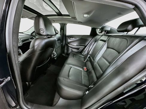 Used 2016 Chevrolet Malibu Premier w/ Driver Confidence Package FWD image 17