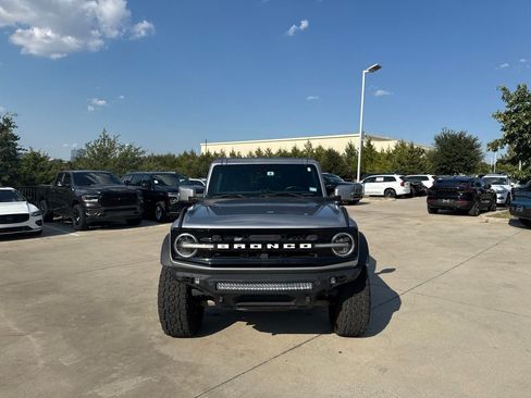 Used 2022 Ford Bronco Outer Banks w/ Sasquatch Package AWD/4WD image 2