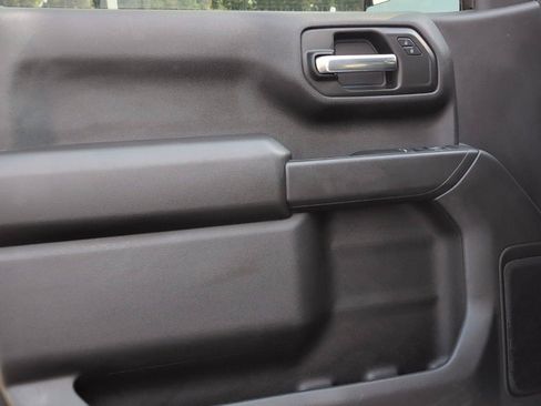 Used 2025 Chevrolet Silverado 1500 W/T w/ WT Value Package RWD image 19