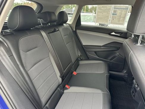 Used 2022 Volkswagen Taos SE image 19