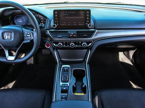 Used 2021 Honda Accord Hybrid image 26