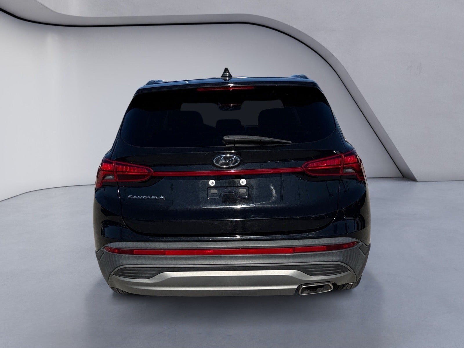 Used 2023 Hyundai Santa Fe SE FWD image 4