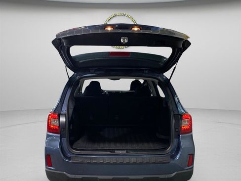 Used 2015 Subaru Outback 2.5i AWD/4WD image 9