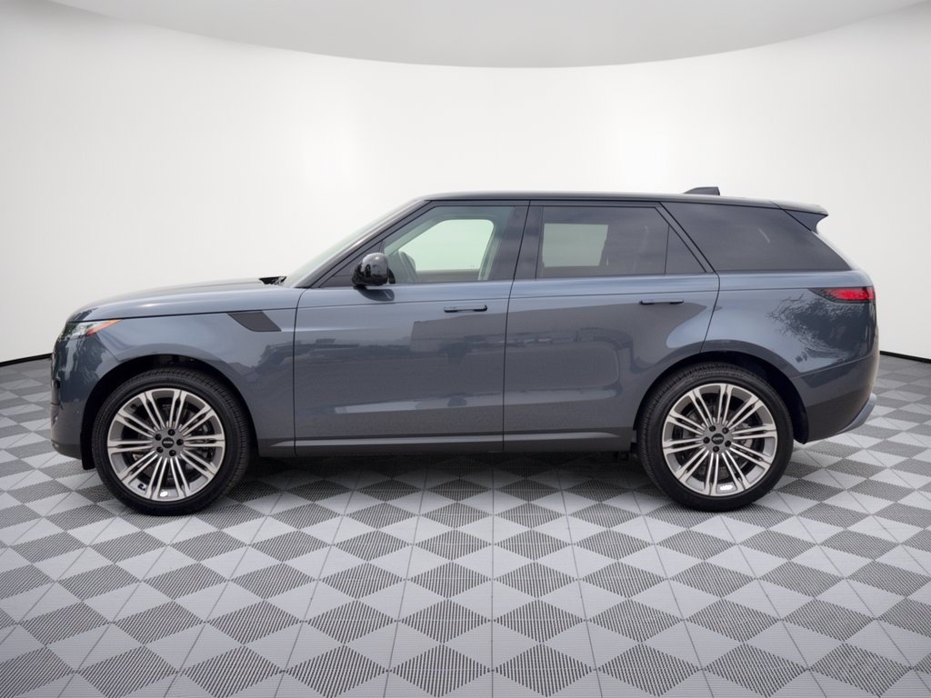 New 2026 Land Rover Range Rover Sport SE AWD/4WD image 2