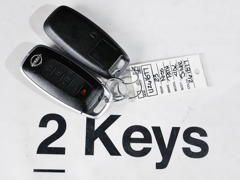 Used 2023 Nissan Pathfinder Platinum AWD/4WD image 25
