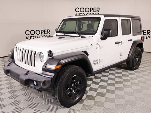 Used 2020 Jeep Wrangler Unlimited Sport image 9