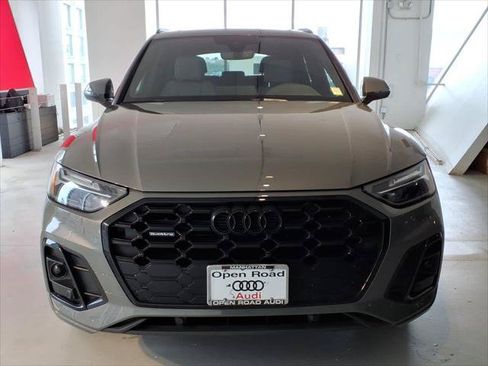 Certified 2025 Audi Q5 2.0T Premium AWD/4WD image 2