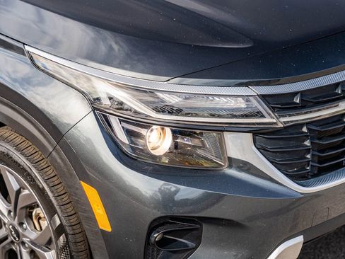 Used 2024 Kia Seltos S image 10