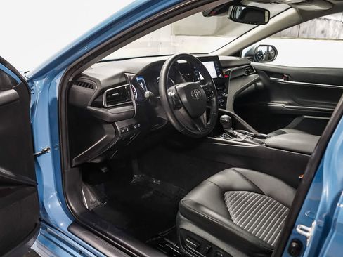 Certified 2023 Toyota Camry SE w/ Convenience Package image 18