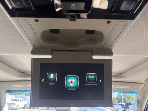 Used 2017 Chevrolet Tahoe LT image 18