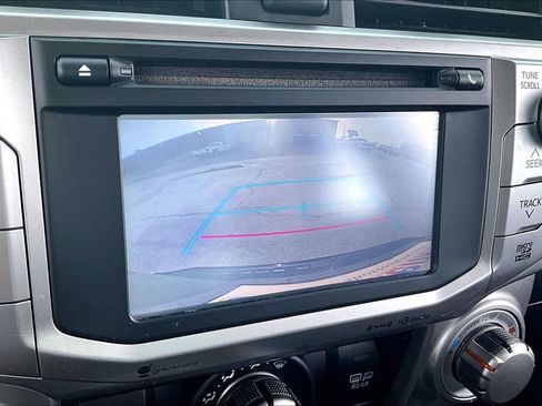 Used 2016 Toyota 4Runner SR5 RWD image 14