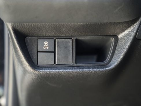 Certified 2025 Honda HR-V Sport image 35