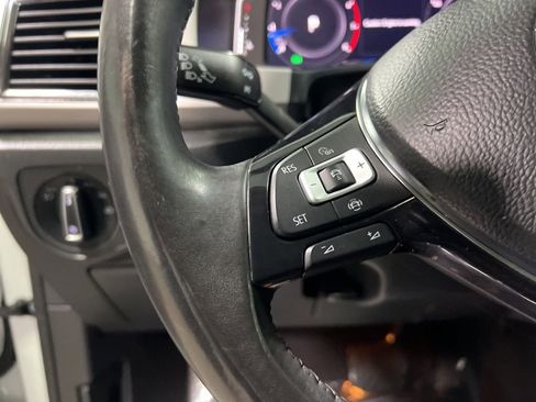 Used 2020 Volkswagen Atlas SEL FWD image 29