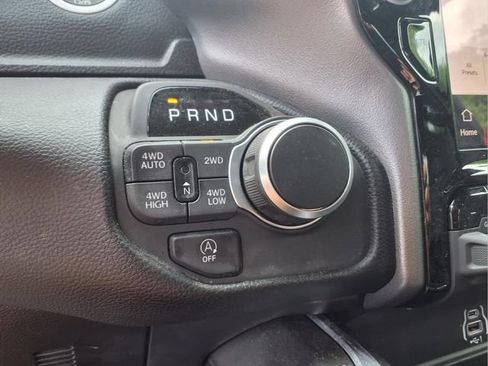 Used 2025 RAM 1500 Big Horn AWD/4WD image 26
