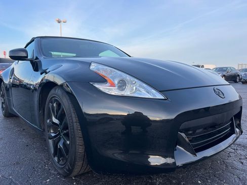 Used 2012 Nissan 370Z Roadster image 1