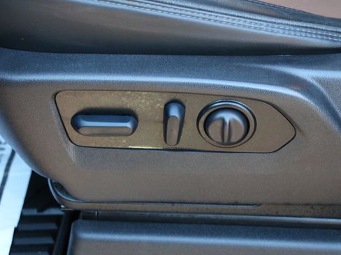 Used 2022 Chevrolet Silverado 3500 High Country w/ Z71 Off-Road Package image 29