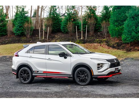 New 2024 Mitsubishi Eclipse Cross AWD image 13