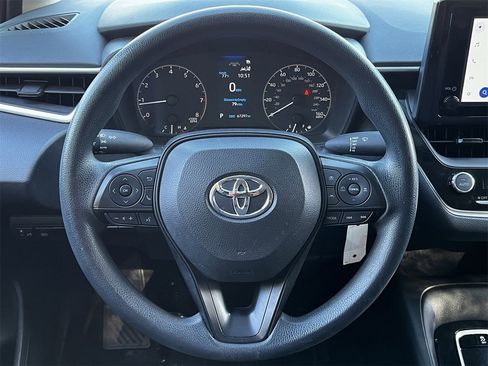 Used 2023 Toyota Corolla LE image 11