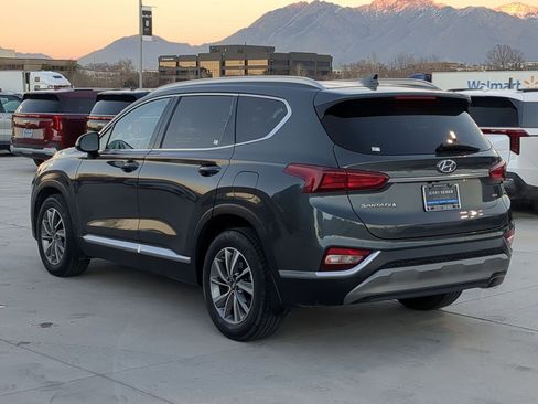 Used 2020 Hyundai Santa Fe SEL w/ Convenience Package image 3