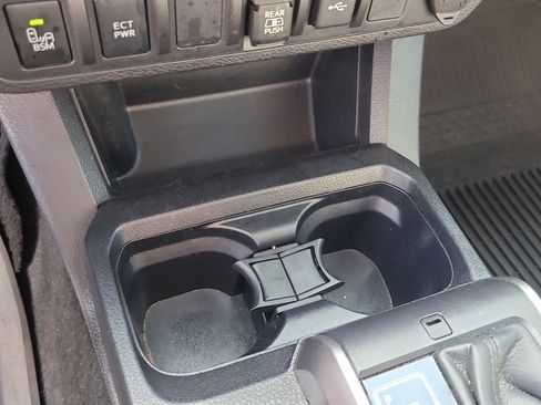 Used 2023 Toyota Tacoma SR5 w/ Technology Package image 24