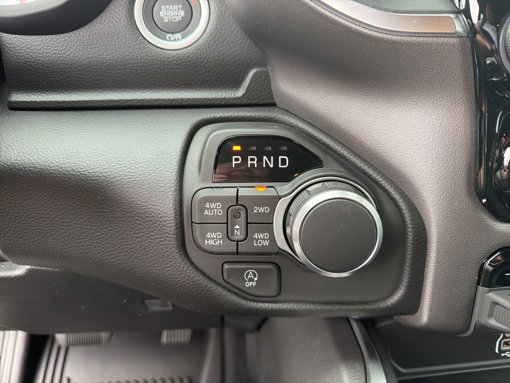 New 2026 RAM 1500 Big Horn AWD/4WD image 34