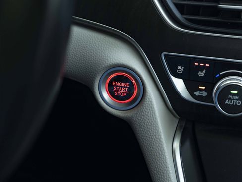 Certified 2018 Honda Accord Touring image 25