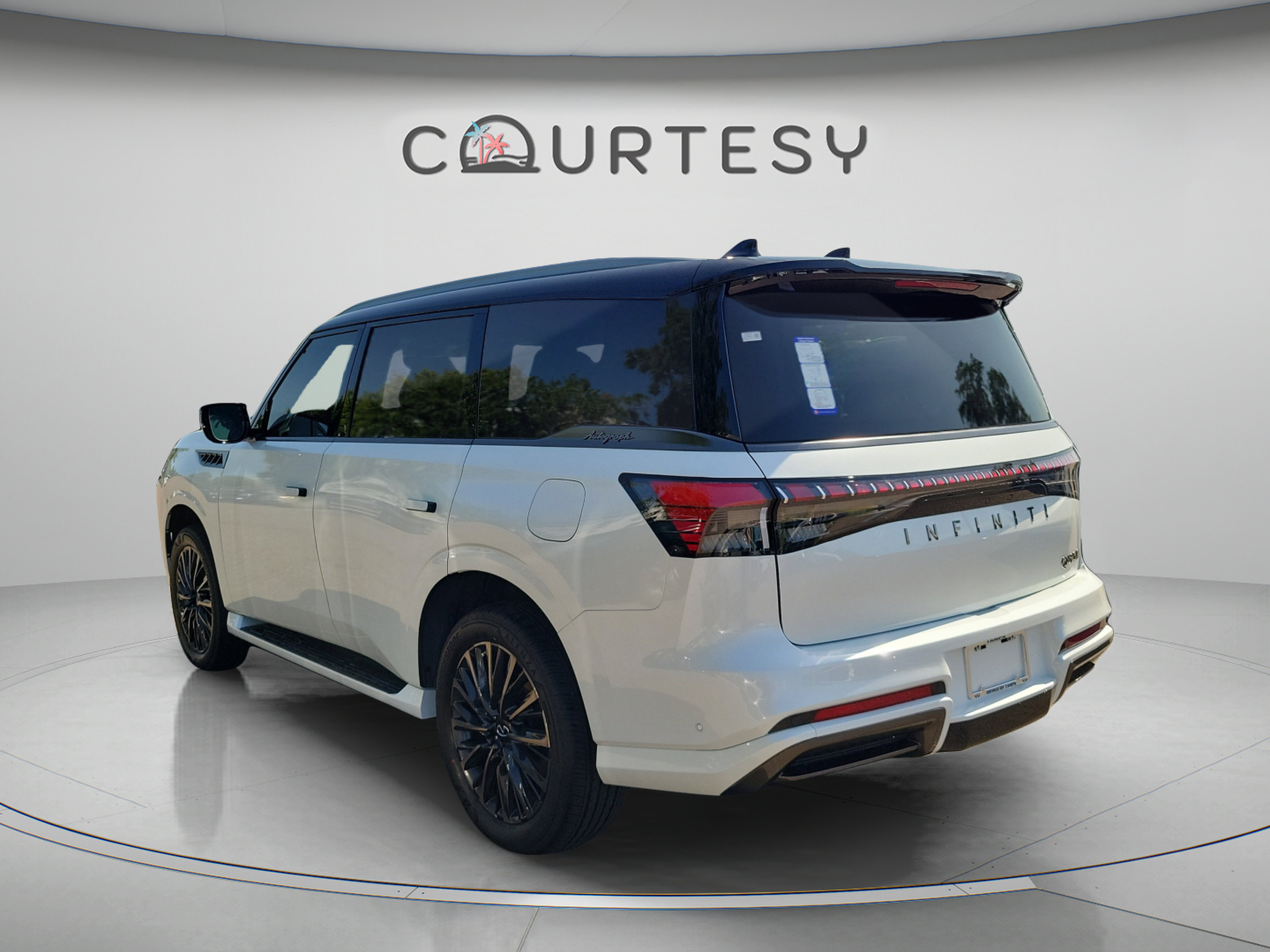 New 2027 INFINITI QX80 Autograph w/ Premium Cargo Package AWD/4WD image 2