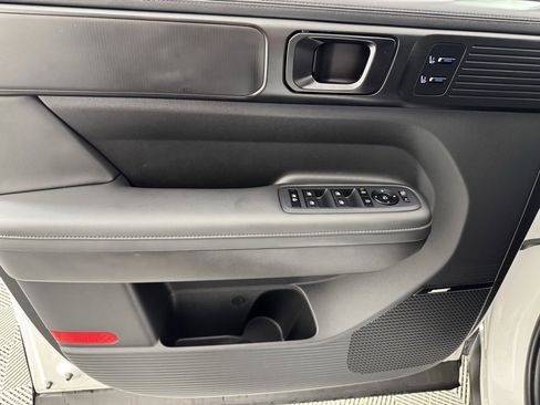 Used 2025 Hyundai Santa Fe Calligraphy image 17
