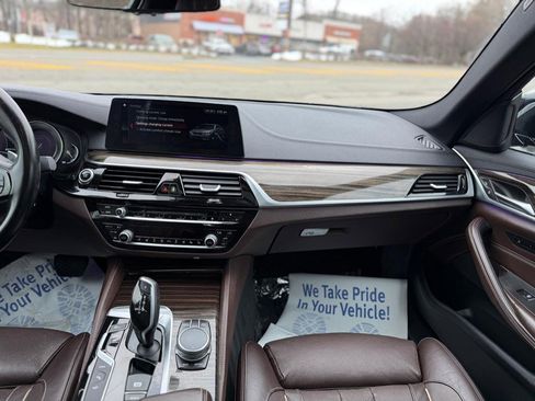 Used 2018 BMW 530e RWD image 27
