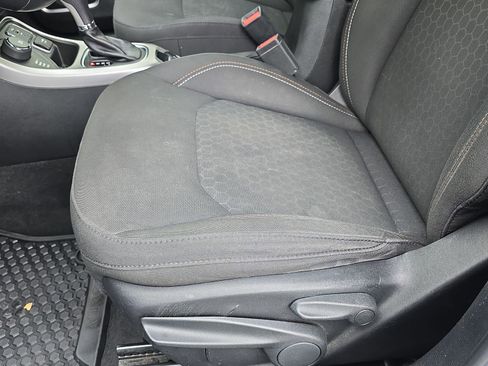 Used 2018 Jeep Compass Sport w/ Tech Group image 29