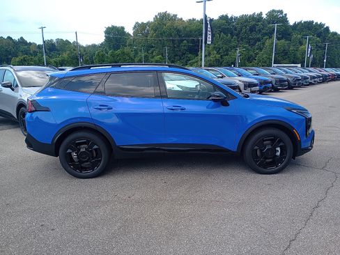 New 2026 Kia Sportage X-Line w/ X-Line Technology Package image 2