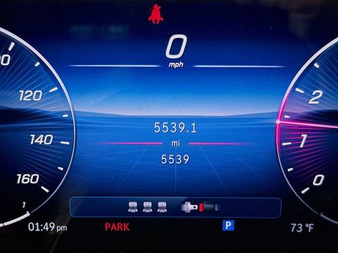 Used 2026 Mercedes-Benz GLC 300 4MATIC image 12