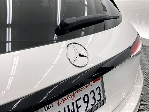 Used 2026 Mercedes-Benz GLC 300 image 7