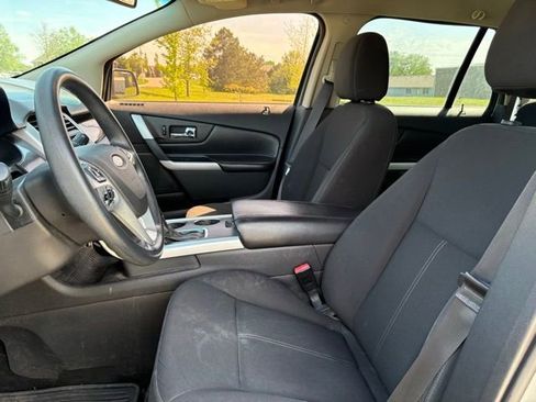 Used 2014 Ford Edge SE FWD image 10