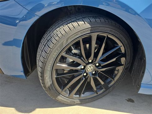 Used 2023 Toyota Camry XSE image 32