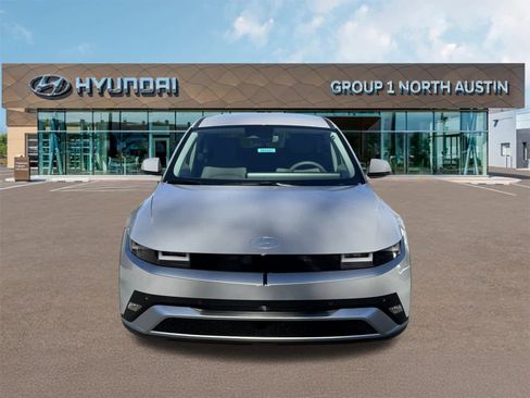 New 2026 Hyundai Ioniq 5 SEL image 2