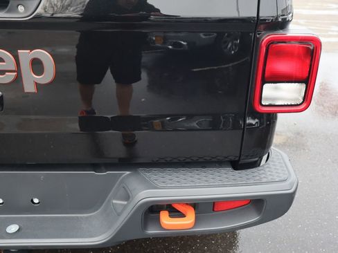 Used 2023 Jeep Gladiator Mojave image 25