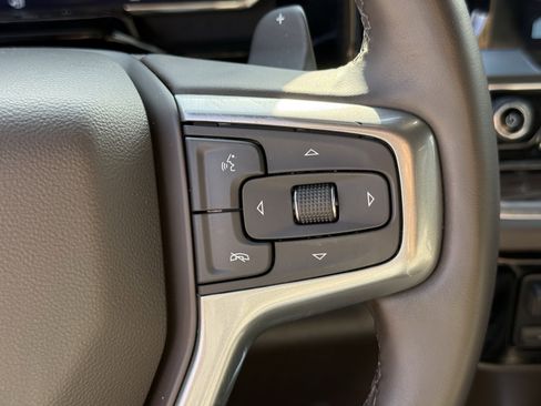 Used 2024 Chevrolet Silverado 1500 LT Trail Boss w/ LT Trail Boss Premium Package image 17