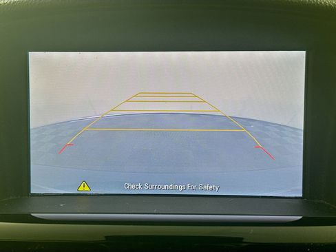 Used 2016 Chevrolet Cruze LT w/ Technology Package FWD image 21
