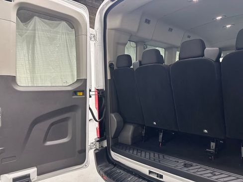 Used 2024 Ford Transit 350 XLT image 37