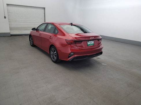 Used 2023 Kia Forte LXS w/ LXS Technology Package FWD image 5